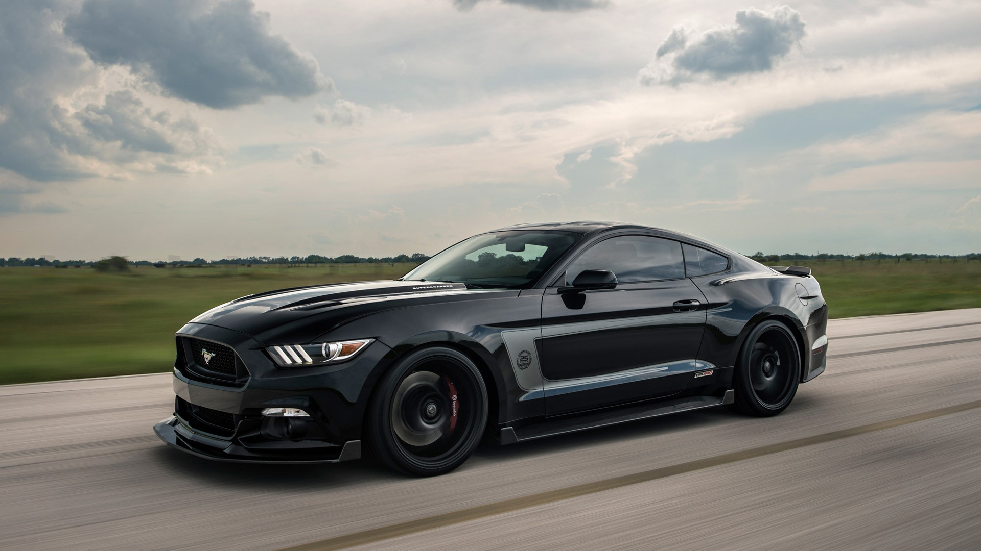 hennessey-25th-anniversary-hpe800-01-1[1]